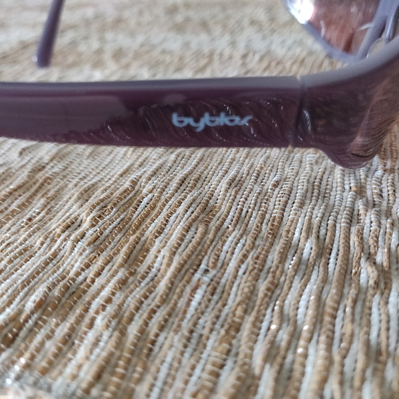 Byblos (Made in Italy) Original Sunglasses - Picture 5 of 8